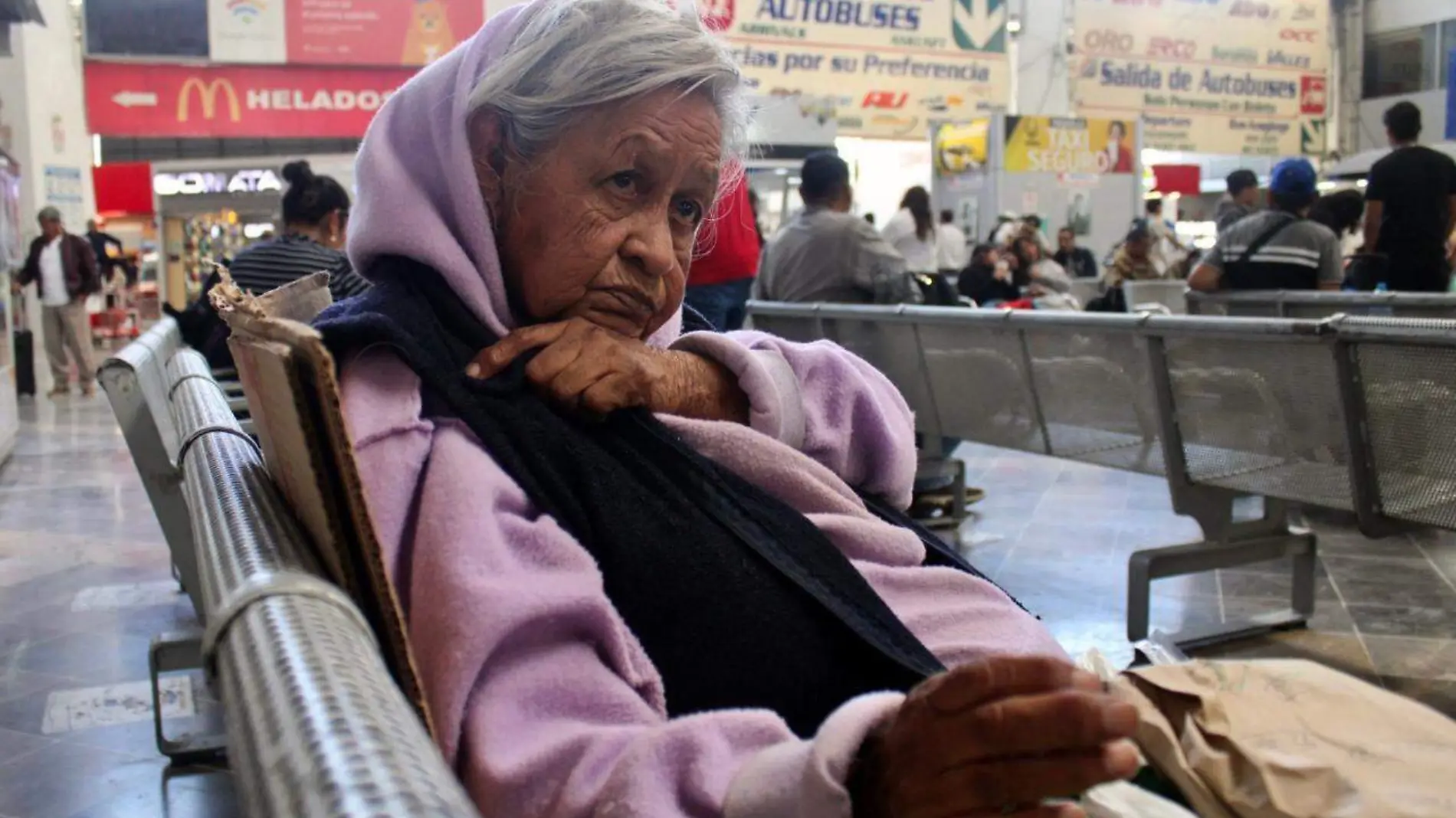 abuelita en la capu maria de jesus mundo 1